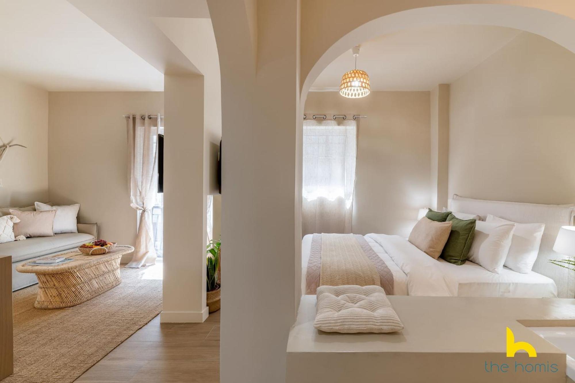 Romantic Luxury Hideaway Near Acropolis With Jacuzzi أثينا المظهر الخارجي الصورة
