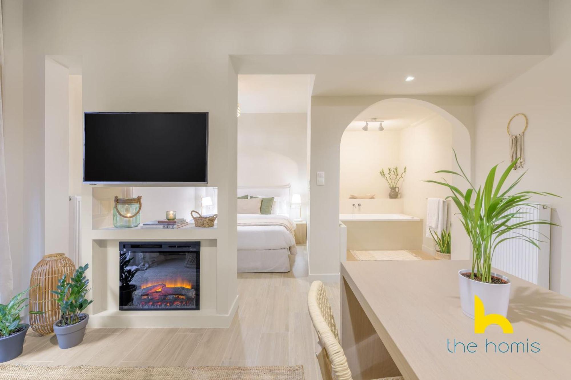 Romantic Luxury Hideaway Near Acropolis With Jacuzzi أثينا المظهر الخارجي الصورة