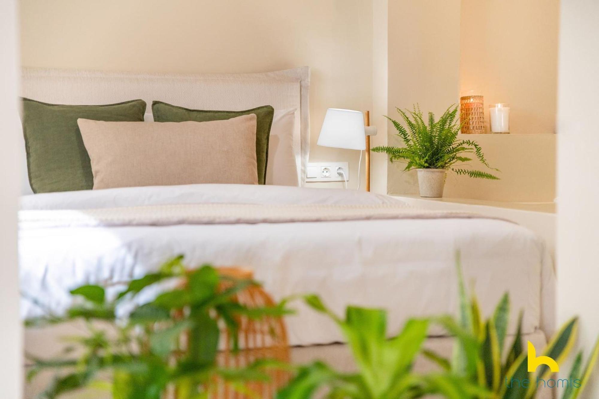 Romantic Luxury Hideaway Near Acropolis With Jacuzzi أثينا المظهر الخارجي الصورة